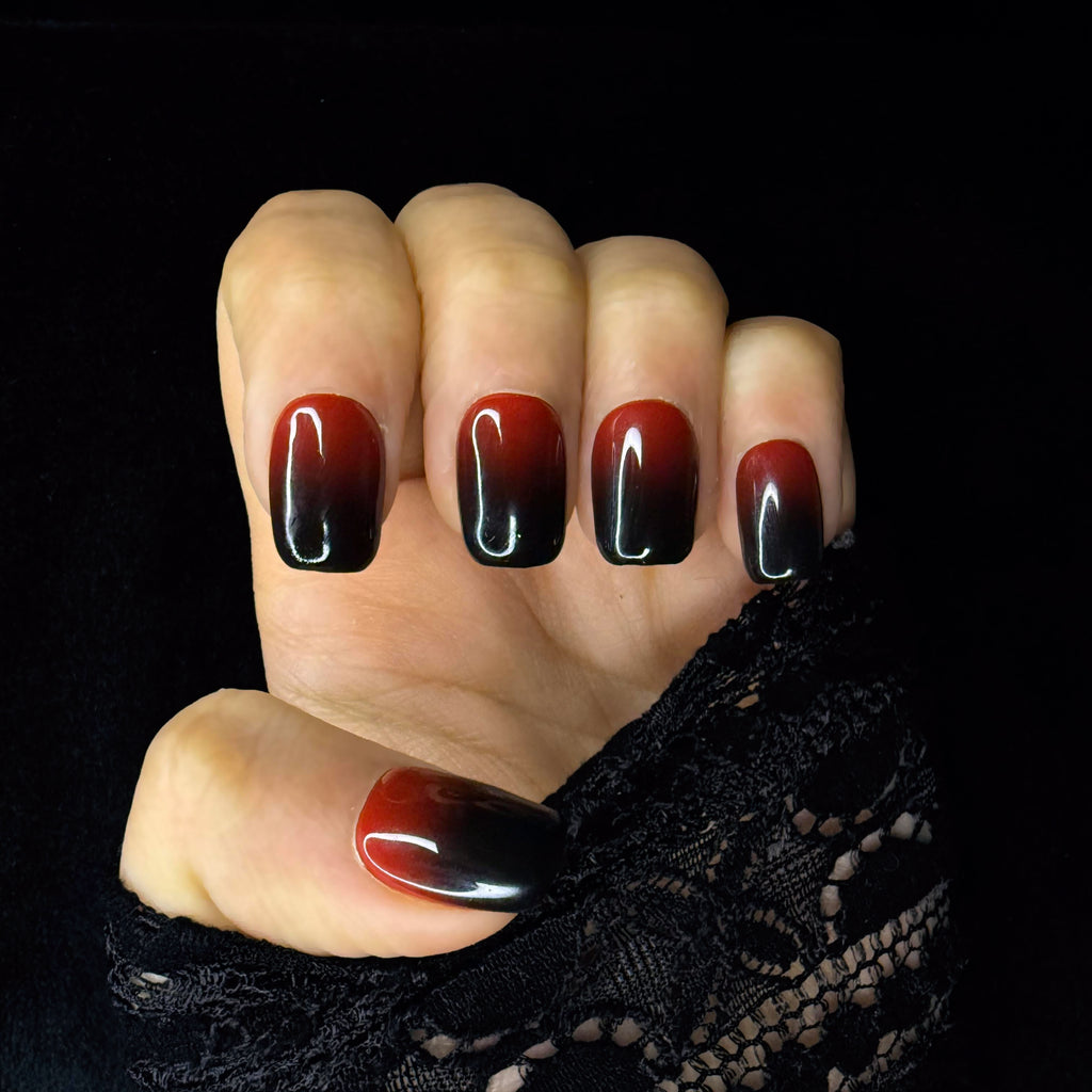 Faux-ongles Carré press on Black Cherry Rouge Brillant