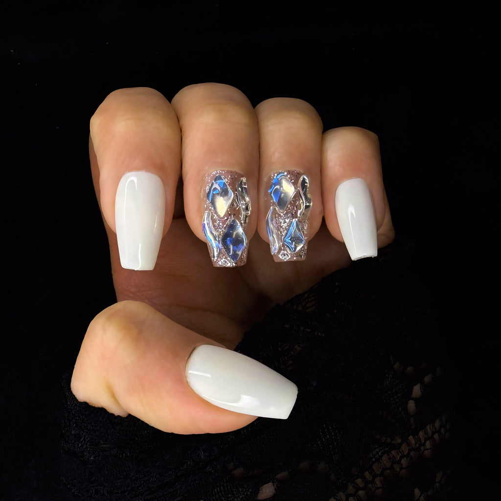 Faux-ongles Cercueil press on Celeste Blanc Brillant