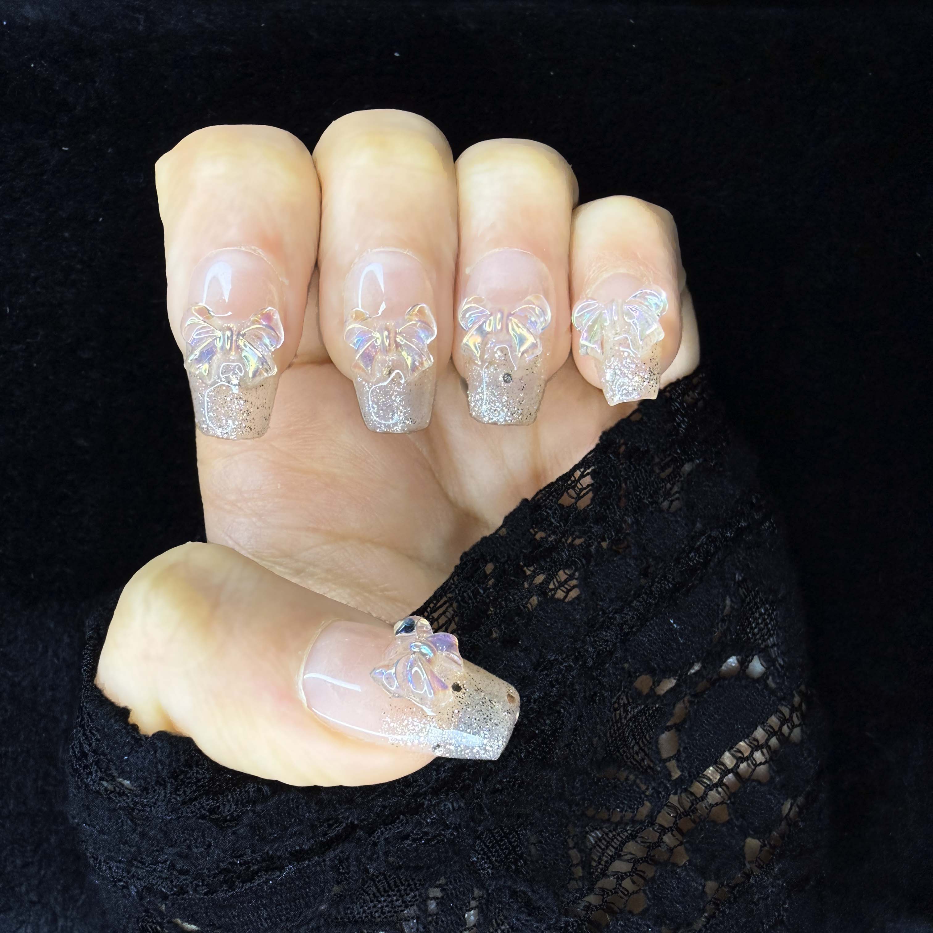 Faux-ongles Cercueil press on Crystal Bow Beige Brillant