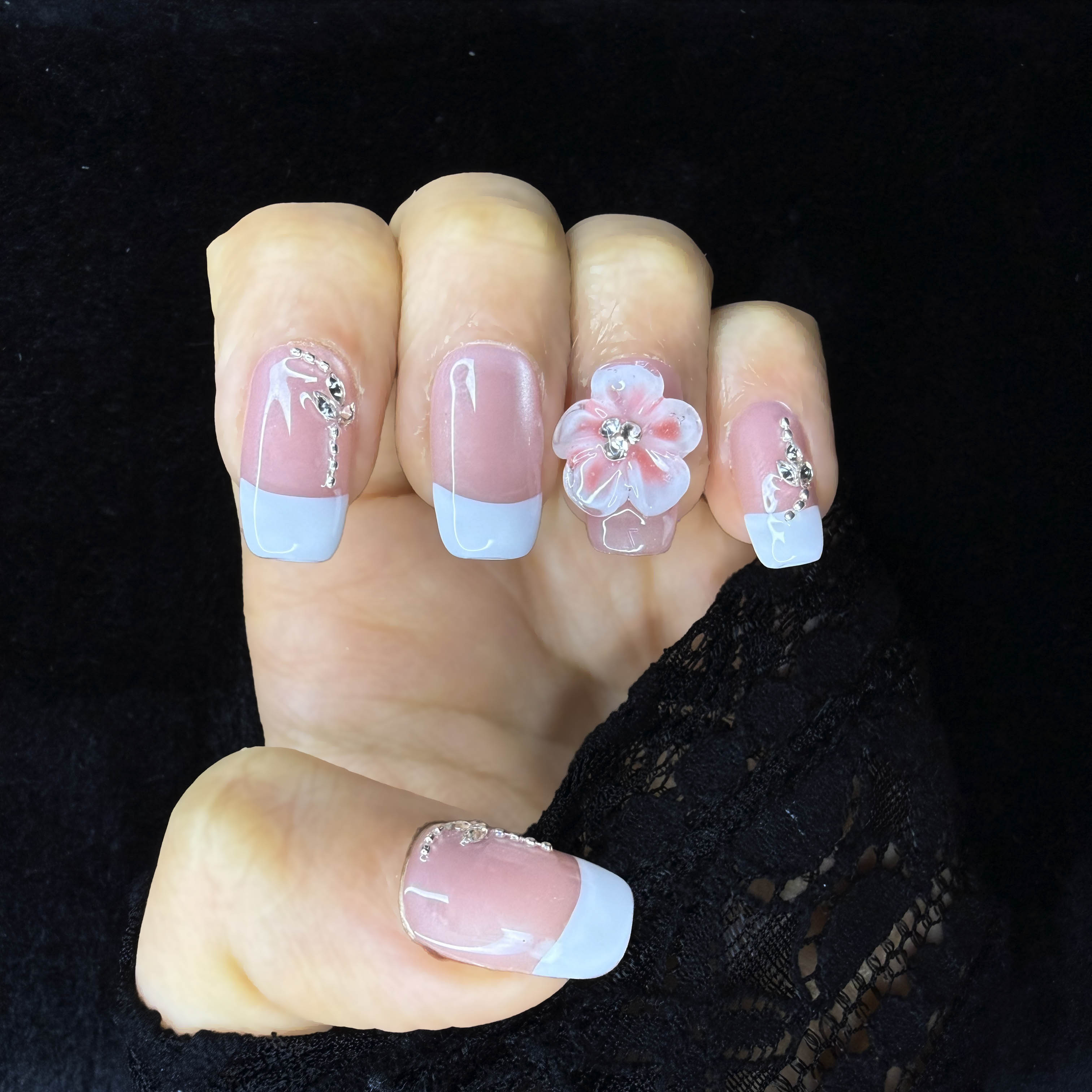 Faux-ongles Carré press on French Flower Clair Brillant