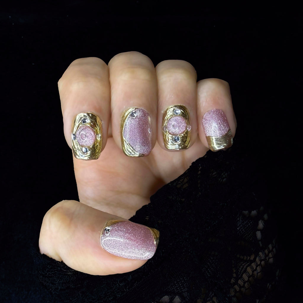 Faux-ongles Carré press on Pink Aura Or Brillant