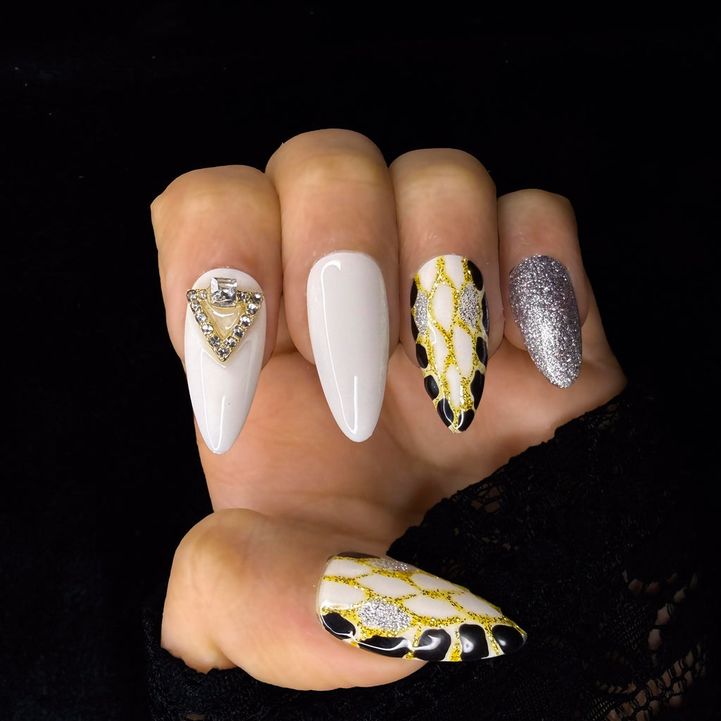 Faux-ongles Amande press on Python Glow Clair Brillant