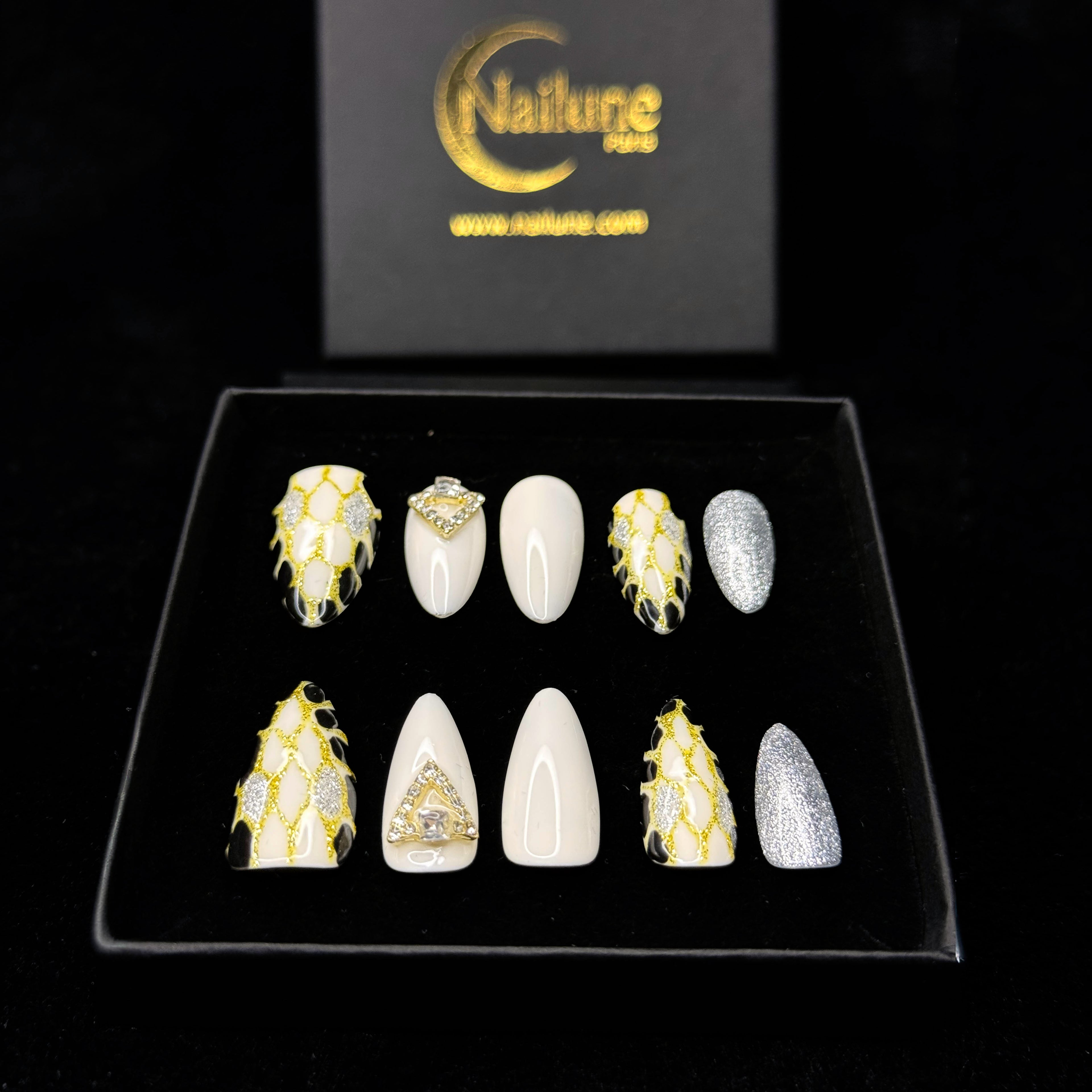 Faux-ongles Amande press on Python Glow Clair Brillant