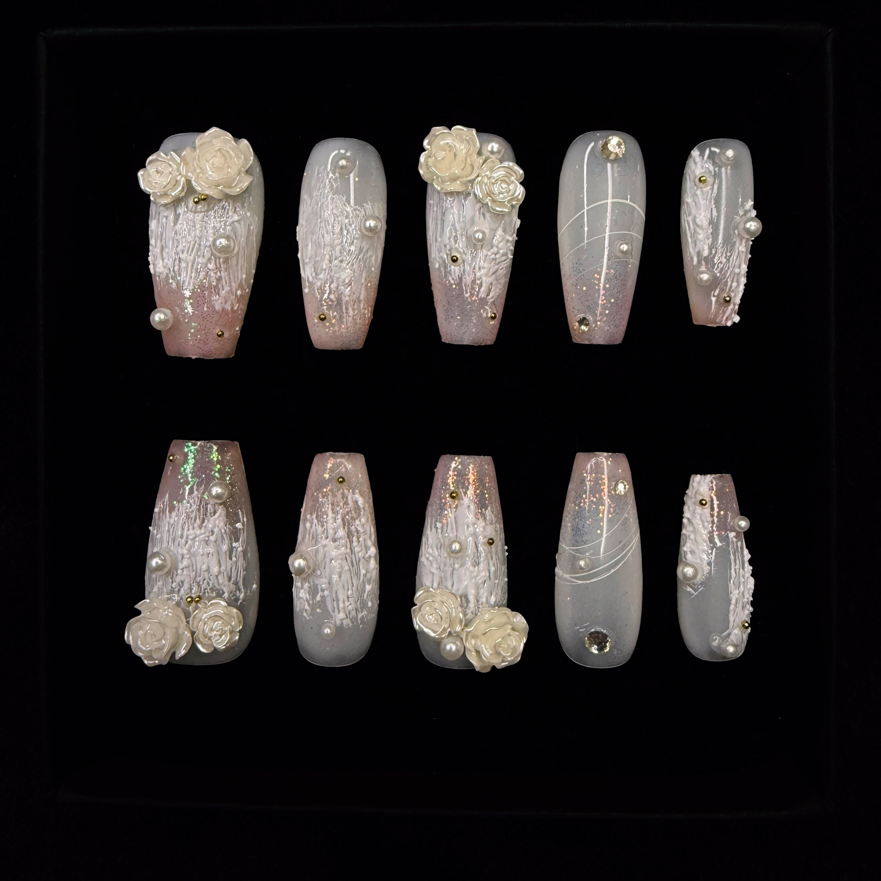 Faux-ongles Cercueil press on Snow Blossom Blanc Brillant