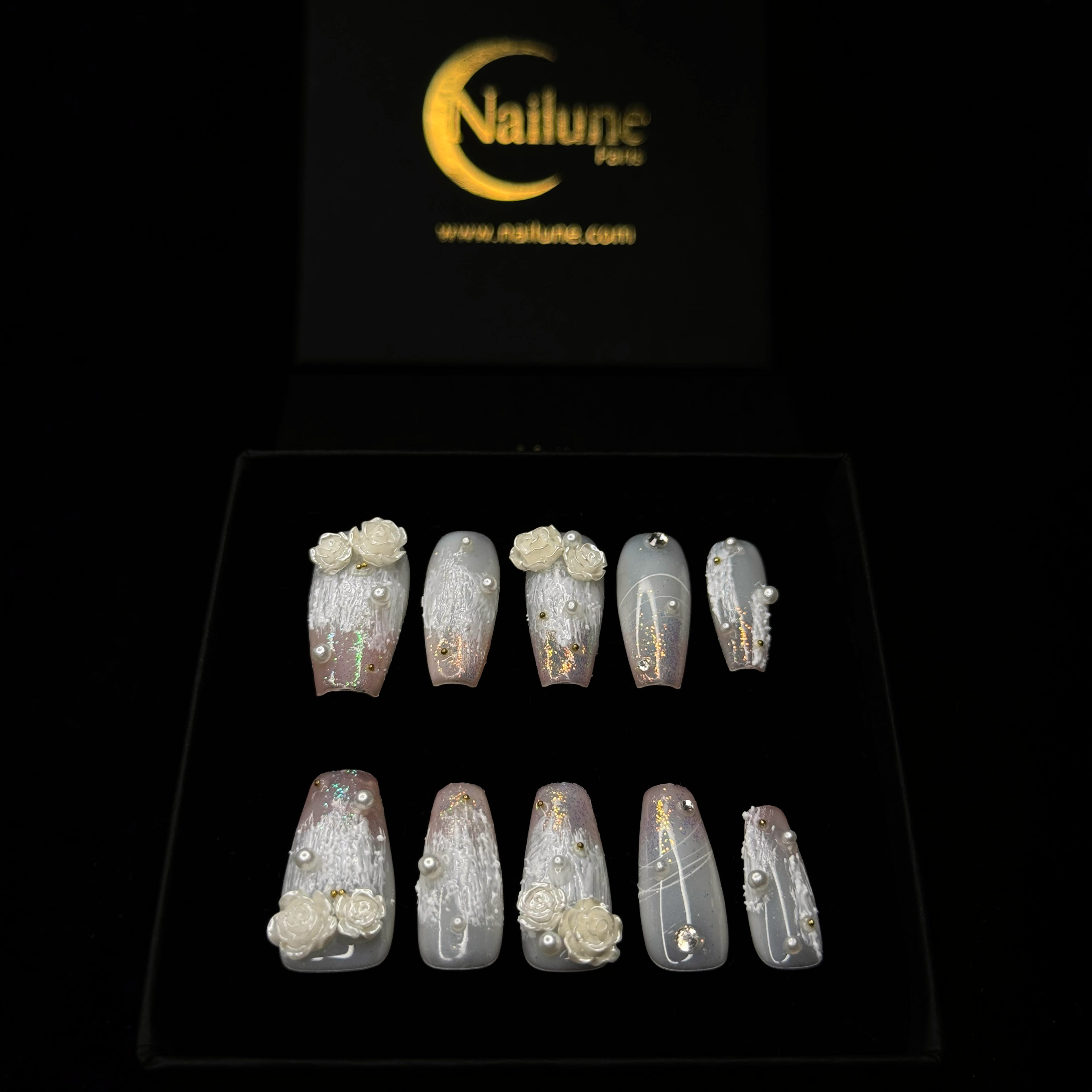 Faux-ongles Cercueil press on Snow Blossom Blanc Brillant